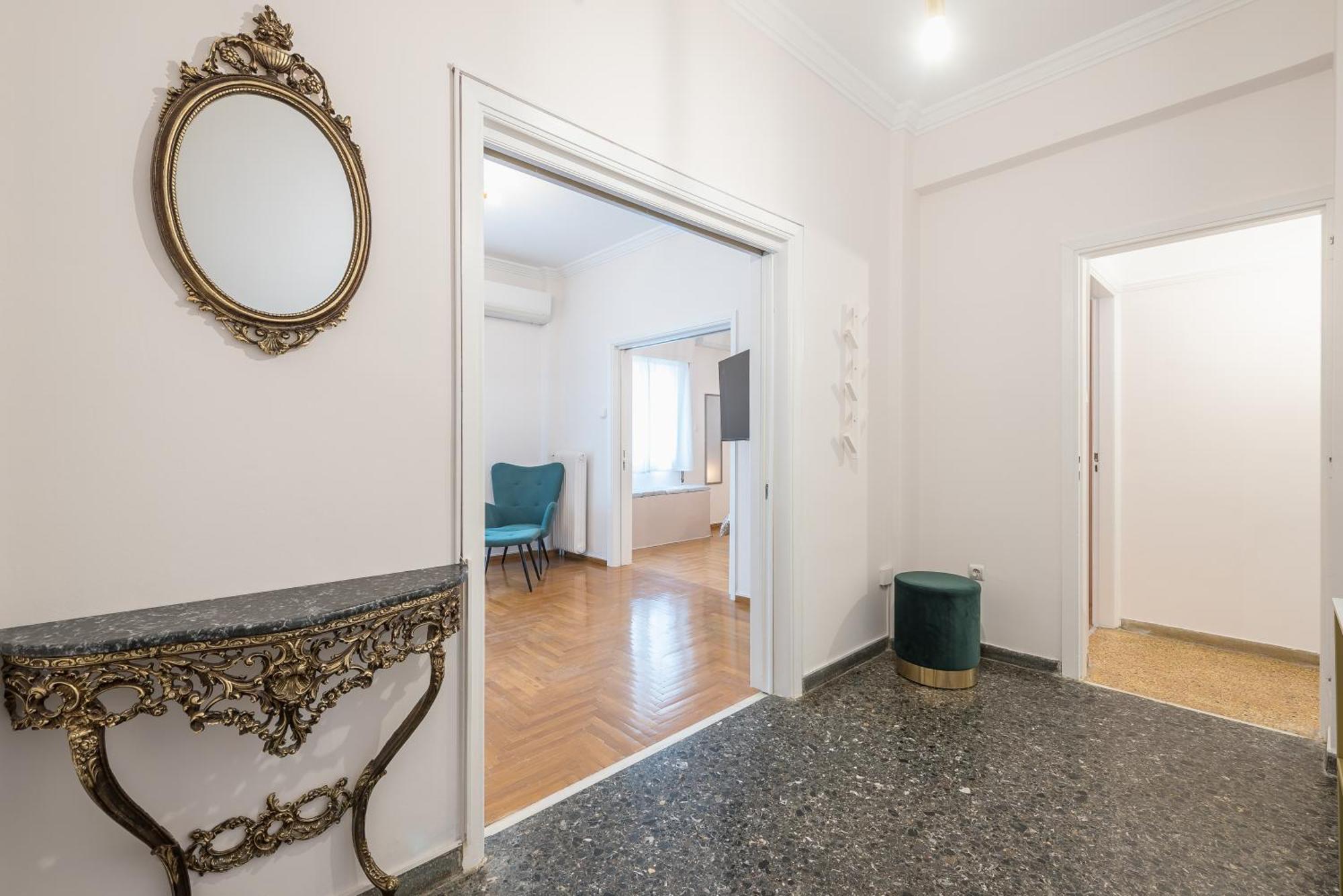 Golden Comfort By Greece Apartments アテネ エクステリア 写真