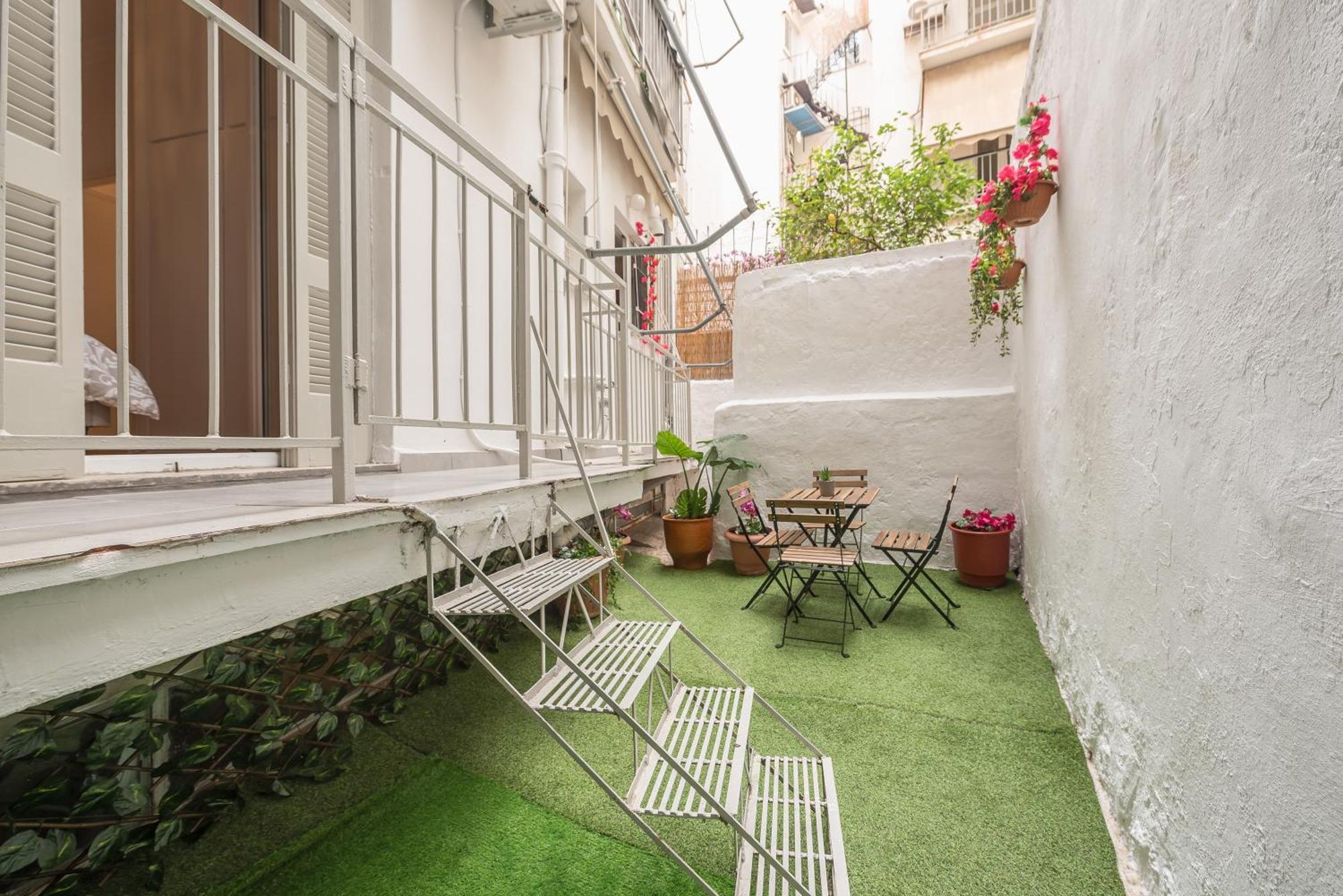 Golden Comfort By Greece Apartments アテネ エクステリア 写真